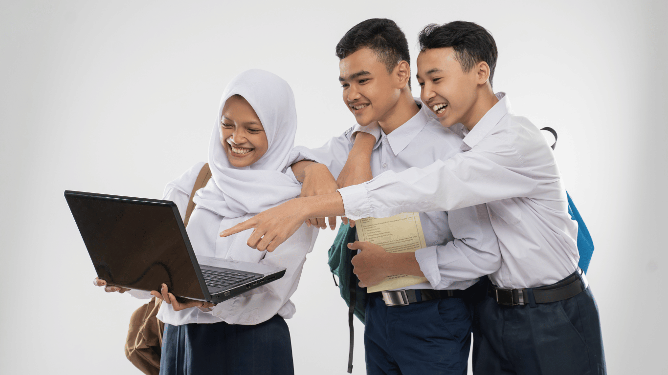Rekomendasi Laptop Untuk Anak SMP di Tahun 2026